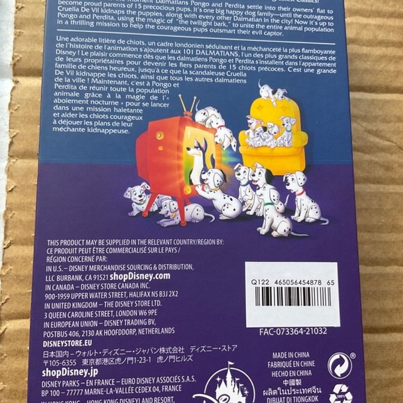 Disneys 101 Dalmatians pin VHS set - Picture 2 of 3